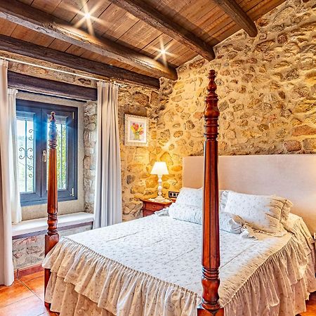 Cal Bisbe, Your Rural Holiday Home Capmany Dış mekan fotoğraf