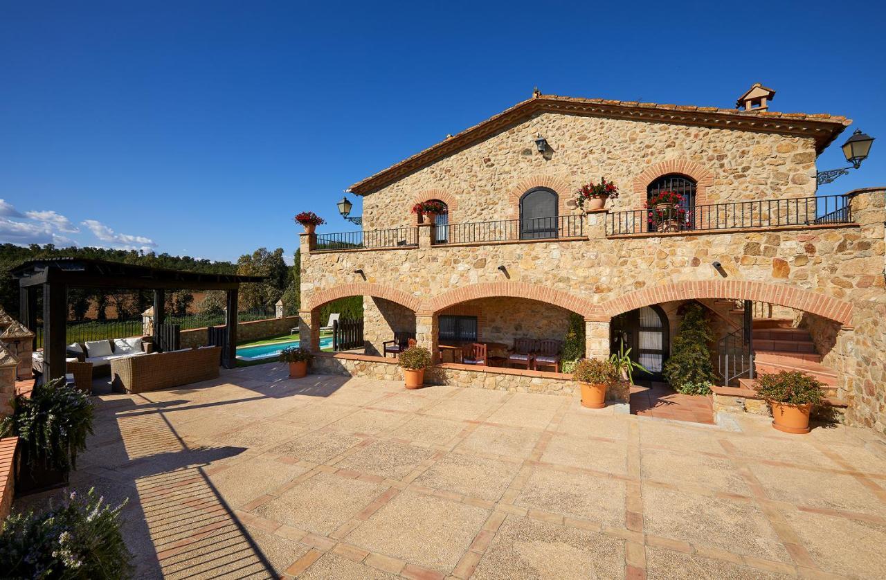 Cal Bisbe, Your Rural Holiday Home Capmany Dış mekan fotoğraf