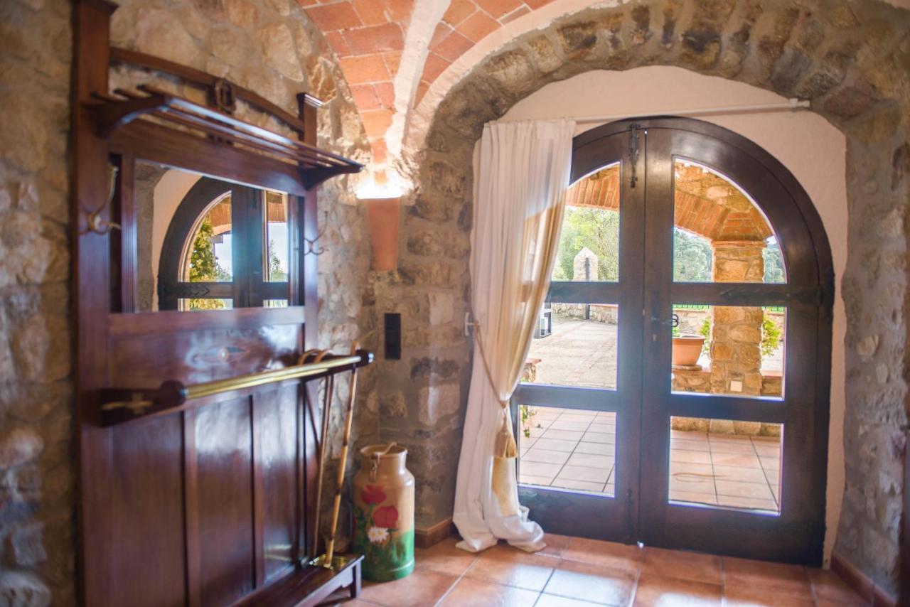 Cal Bisbe, Your Rural Holiday Home Capmany Dış mekan fotoğraf